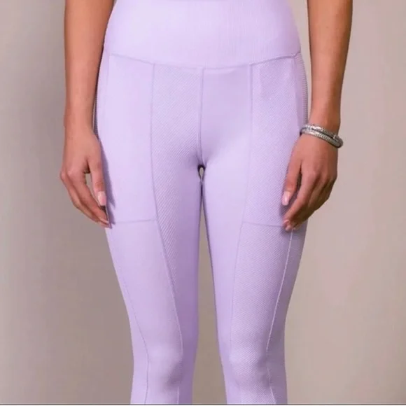 Free People FP Movement Ruffle Me Up 7/8 Length Yoga Pants NWOT - Picture 5 of 5